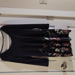 Aelson women's night dress. Large